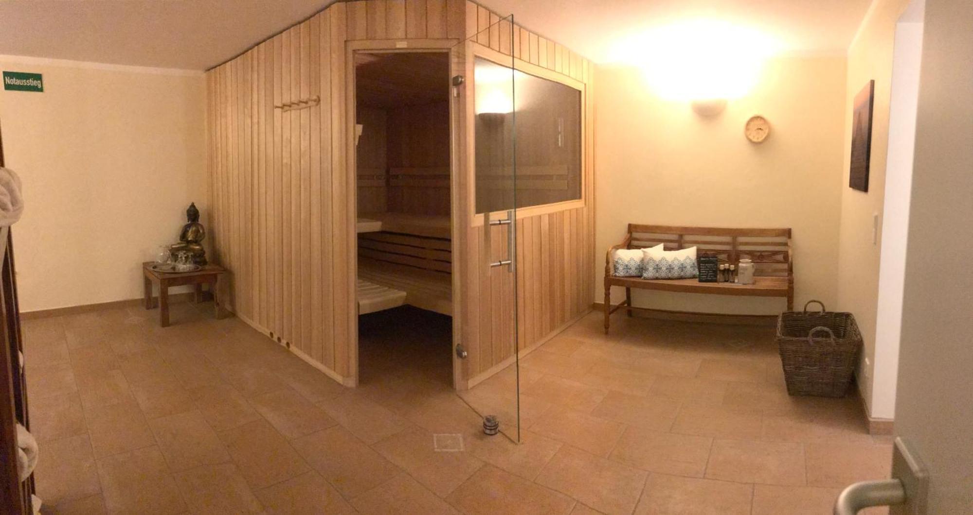 Landhaus Marinella Hotel Garni Bad Wiessee Dış mekan fotoğraf