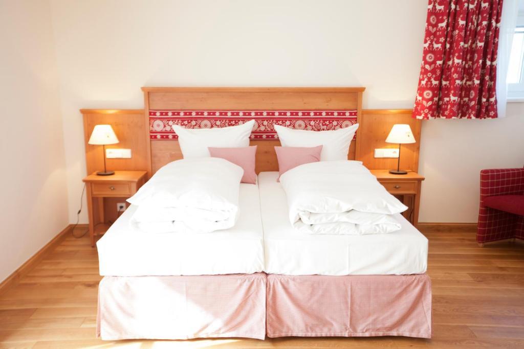 Landhaus Marinella Hotel Garni Bad Wiessee Oda fotoğraf